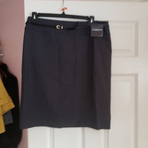 NWT LIZ CLAIBORNE PENCIL SKIRT
